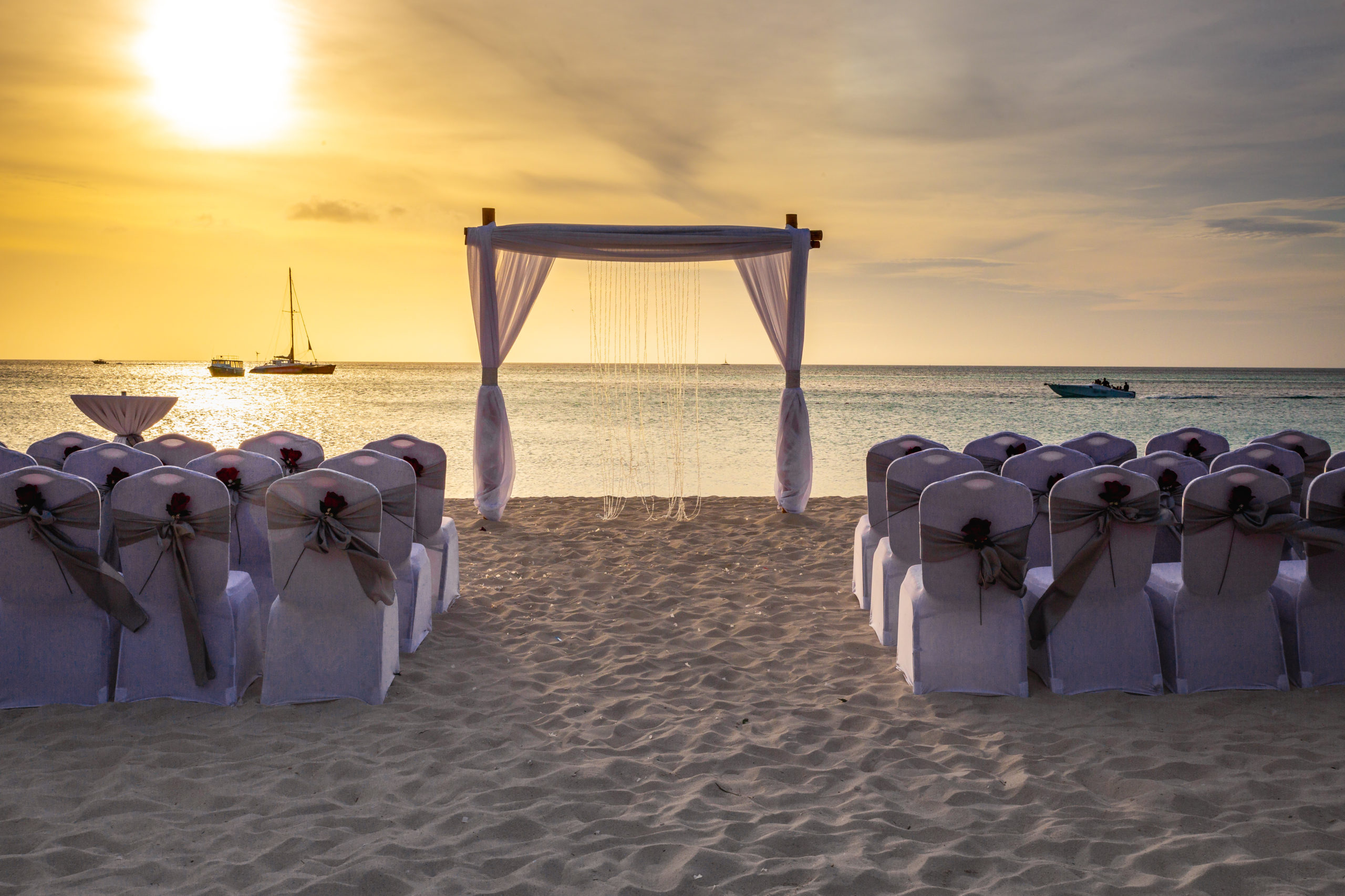 cruise to Aruba - Aruba wedding on the beach